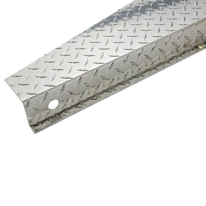 95" Wind Deflector/Tread Plate